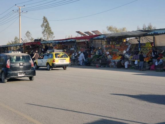 کندهاریان مازیګر مهال د مېوې او سبزي پر اخیستو بوخت دي