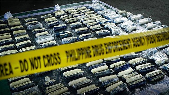 فلیپیني چارواکو له افغانستان نه قاچاق شوي ۴۱ کیلوګرامه نشه يي توکي نیولي