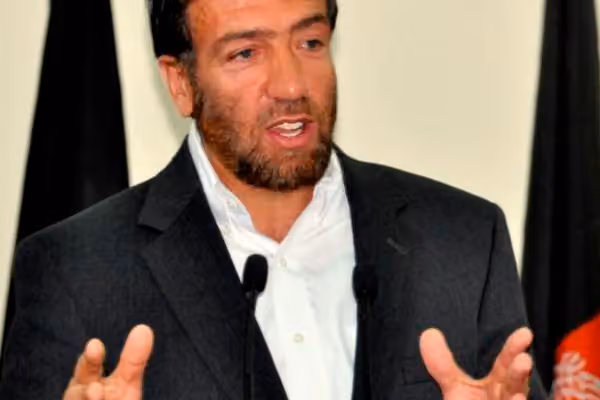 معنوي: د طالبانو له لوري د عقل او څېړنې ردول د واک لپاره له شریعت څخه ګټه اخیستل دي