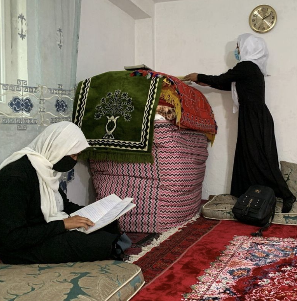 ناشطة أفغانية تفوز بجائزة الشيخ زايد لدعم تعليم الفتيات