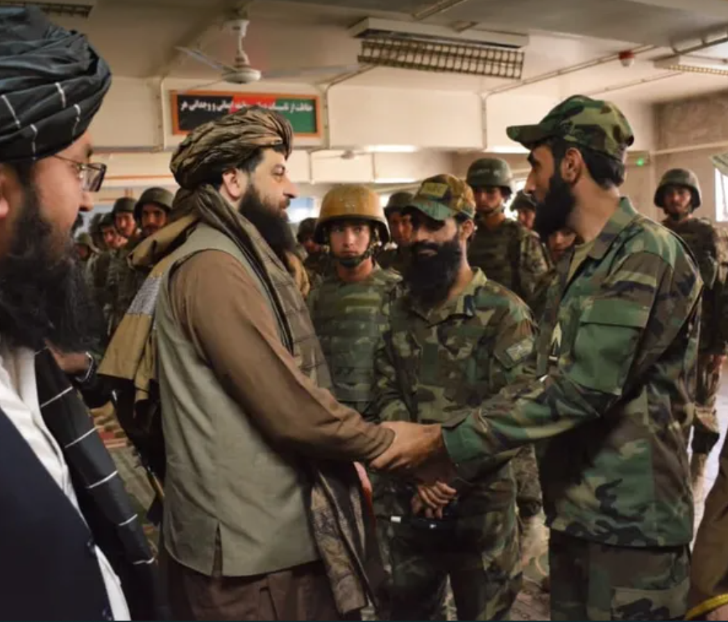 Taliban’s Defense Minister Meets Newly Recruited Forces From Panjshir