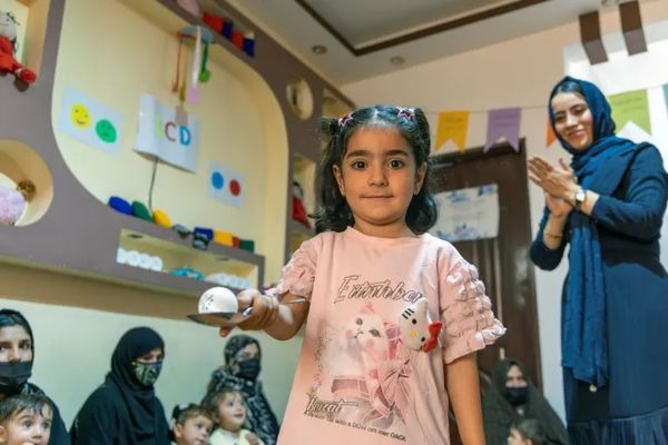 یونیسف وایي چې په افغانستان کې د مور او ماشوم د ملاتړ ۷۰ مرکزونه لري