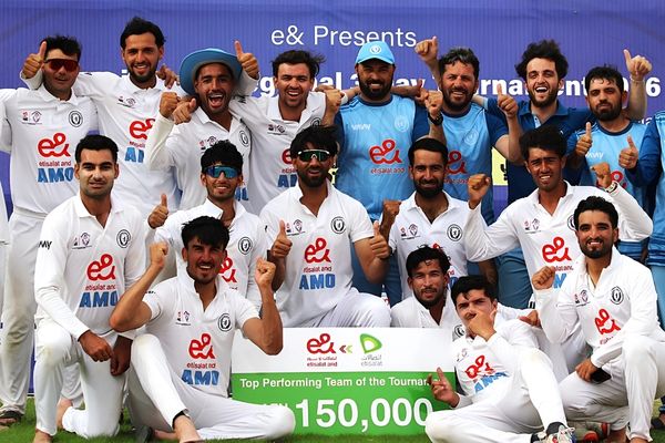 نماینده زون آمو قهرمان رقابتهای کریکت جام میرویس نیکه شد