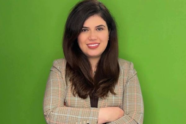 یک زن افغان در هالند نامزد انتخابات شورای شهرداری شد