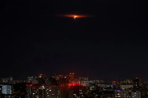 د ۴۷۷ ډرون او ۶۰ توغندیو برید؛ روسیې د اوکراین یوه اېف ۱۶ الوتکه غورځولې ده