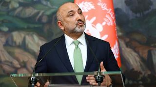 «نقض حقوق پناهجویان افغان، مشکلات پاکستان را حل نخواهد کرد»