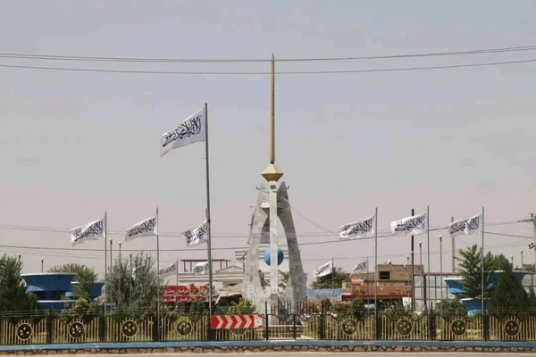 طالبان وایي په سرپل کې یې ۶۷ بندیان خوشې او د یوشمېر نورو د بند موده کمه کړې