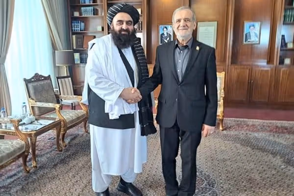 اسراييلي رسنۍ: ایراني چارواکي د افغانستان له لارې د تېښتې لپاره له طالبانو مرسته غواړي