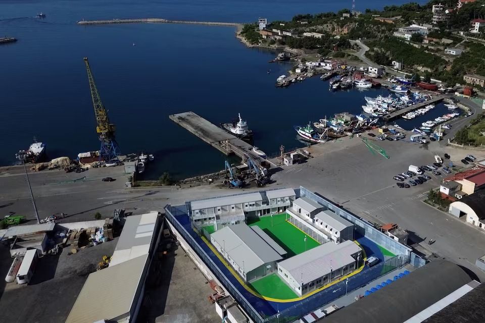 مقام‌های آلبانیا: کار ساخت یک مرکز پناهندگی مربوط به ایتالیا در حال تکمیل شدن است