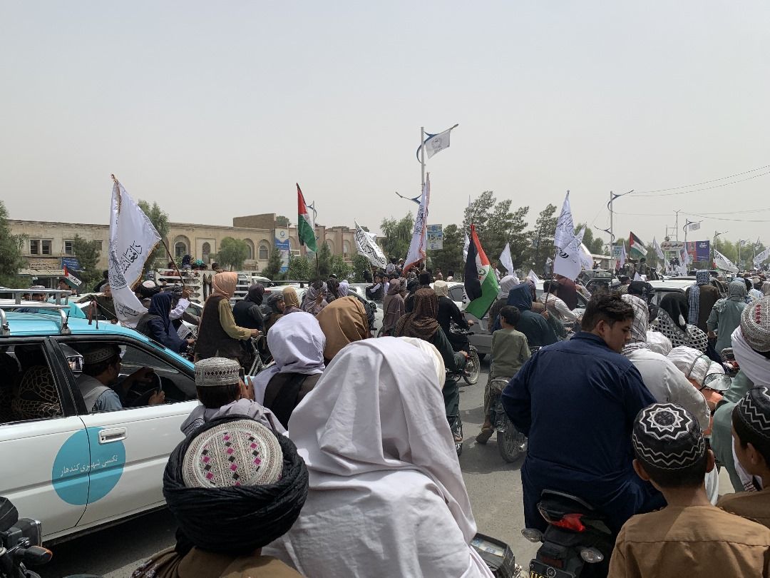 انځوریز راپور: کندهار کې د طالبانو د واکمنۍ څلورم کال په مراسمو کې د پوځي نندارې نشتوالی