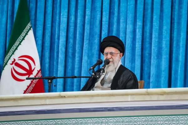 رهبر جمهوری اسلامی پیشنهاد امریکا برای توافق هستهای را رد کرد