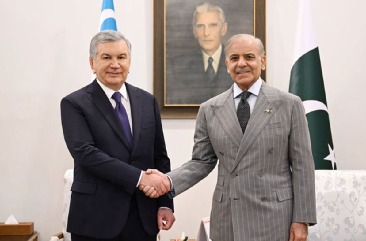  پاکستان او ازبکستان د اقتصادي همکاریو لسګونه تړونونه او هوکړه‌لیکونه لاسلیک کړل