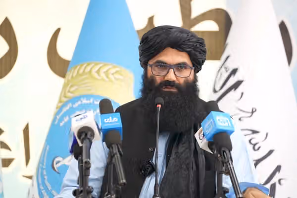 سراجالدین حقاني په خوست کې د خپل ورور بدرالدین حقاني په نوم روغتون پرانیست