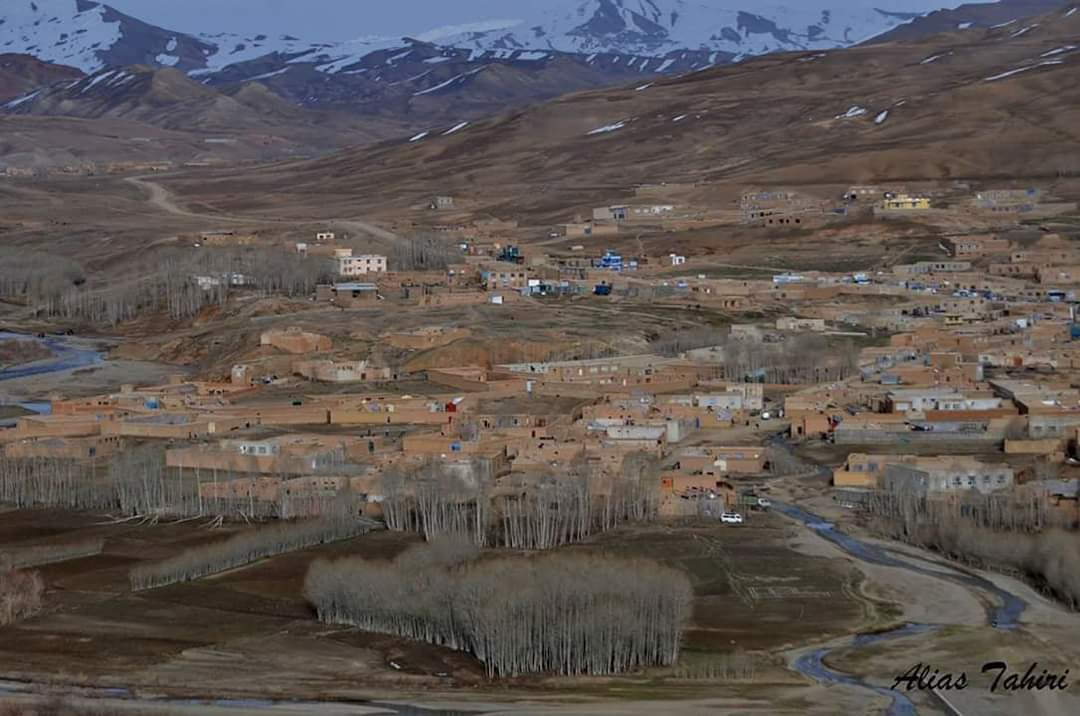 منابع محلی در غور: طالبان یک فرمانده پیشین و دو عضو خانواده‌اش را کشتند