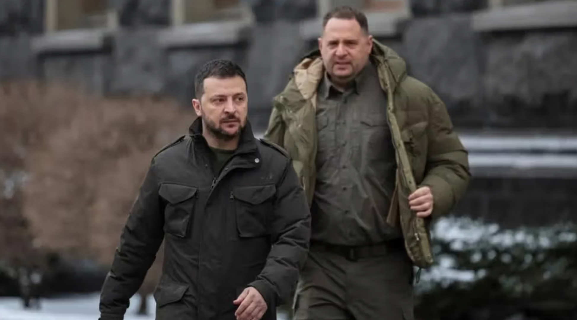 د زېلنسکي د دفتر رییس او د اوکراين د سولې د خبرو مخکښ استازي له دندې استعفا وکړه