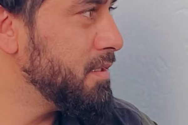 طالبان یک هنرمند محلی را بهدلیل سوگواری برای حسیب پنجشیری بازداشت کرد