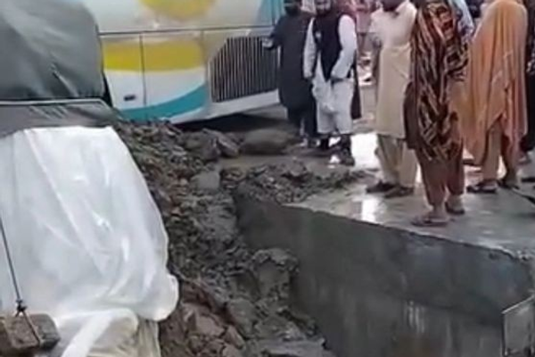 مصرع 17 شخصاً في خيبر بختونخوا إثر أمطار غزيرة وانهيار أسقف المنازل