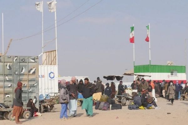 Afghans Using Foreign SIMs Say Blackout Left Country In The Dark