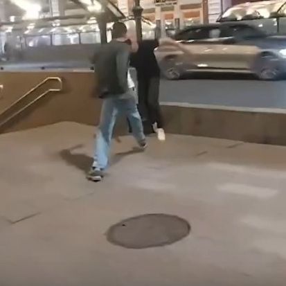 مرد افغان در روسیه به اتهام آزار و اذیت زنان و حمله با چاقو به سه سال زندان محکوم شد