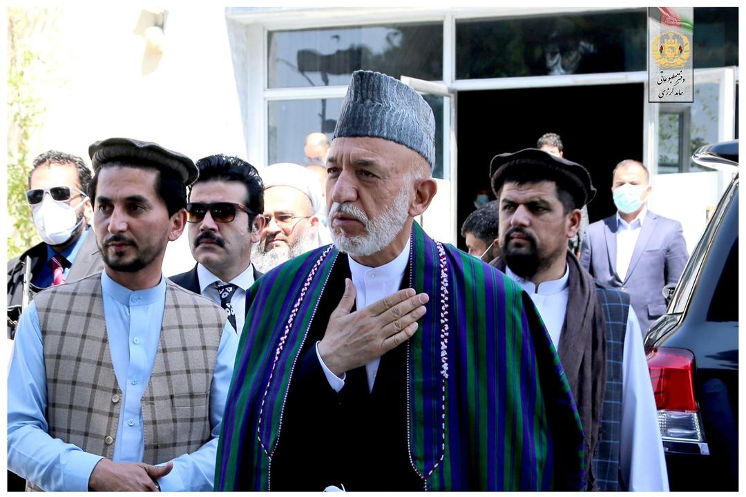 کرزی از پیشنهاد جرگه پشتون‌ها در پاکستان برای برگزاری لویه‌جرگه در افغانستان حمایت کرد