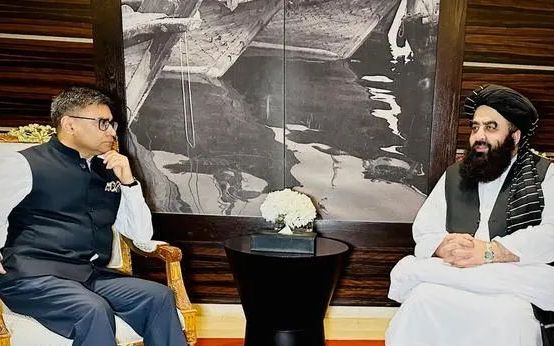 سفیر پیشین افغانستان در دهلی: ارتباط هند با طالبان کمک چندانی به افغانستان نمیکند