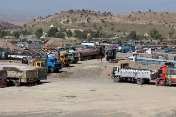Pakistan Closes Ghulam Khan Crossing To Afghan Passengers & Patients
