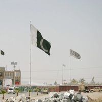 ایکانومیک ټایمز: پاکستان د طالبانو د محاصرې او ملامته کولو لپاره څو اړخیزې هڅې پیل کړې دي