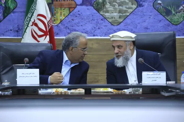 د طالبانو د سوداګرۍ وزیر ایران ته تللی تر څو بدیلې سوداګریزې لارې پیدا کړي