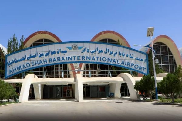 طالبانو د کندهار هوايي ډګر د نوي ترمینل او د موټرو د تمځای پروژې چارې پیل کړې