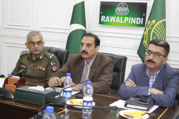 Pakistan Begins Screening Afghans In Security Roles At Rawalpindi Housing Complexes