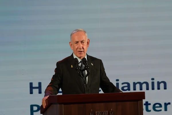 نتنیاهو: خامنهيي د ایران او امریکا د خبرو پر مهال د اسراییل د له منځه وړلو ټویټونه کوي