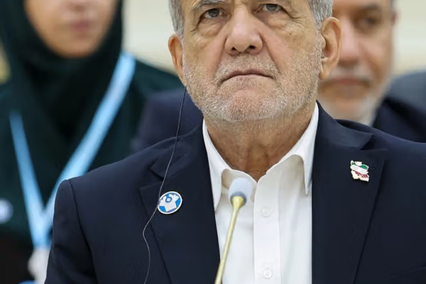 الرئيس الإيراني: التفاوض تحت التهديد بالقوة هو إجبار وإكراه