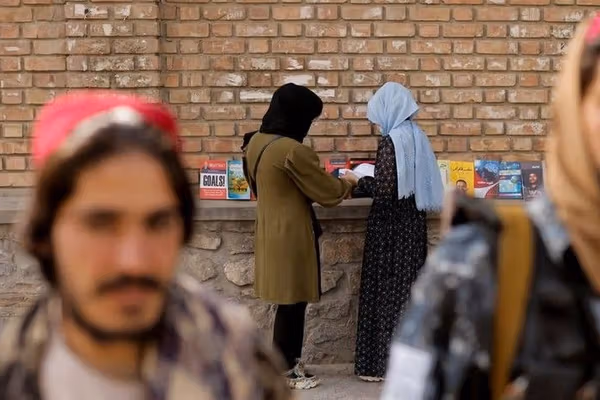 اتحادیه اروپا استقامت زنان افغان را در برابر چالشها ستود