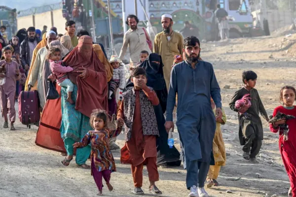 پاکستان کې د افغان کډوالو یوه خوځښت له نړۍوالې ټولنې او ملګرو ملتونو د همکارۍ غوښتنه وکړه