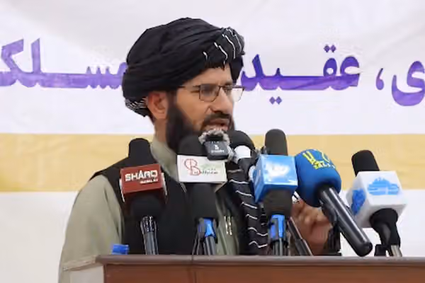 مقام طالبان: جنگ با پاکستان، خواست خارجیهاست