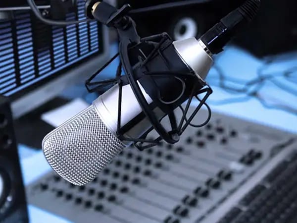 طالبان در خوست برقراری تماس تلفنی زنان با رسانه‌ها را ممنوع اعلام کرد