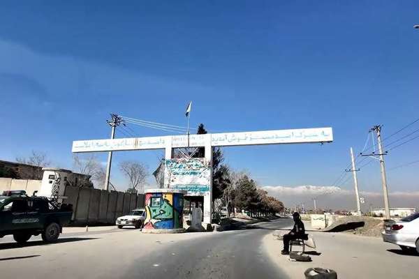 طالبان خانههای مالکان غایب را در شهرک امید سبز قفل زد