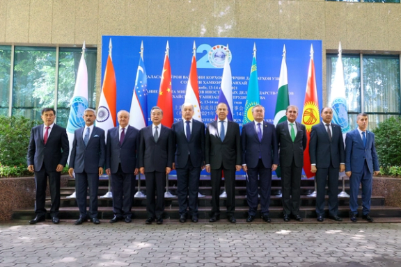 شانګهای یو وخت د افغانستان لپاره تماس ډله لرله چې د هند په ګډون ټول غړي پکې شامل وو، خو دغه ډله د طالبانو له بیا واکمنېدو راهیسې غیرفعاله شوې ده.