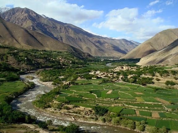 زمینلرزهای به بزرگی ۵.۸ بخشهایی از افغانستان را لرزاند