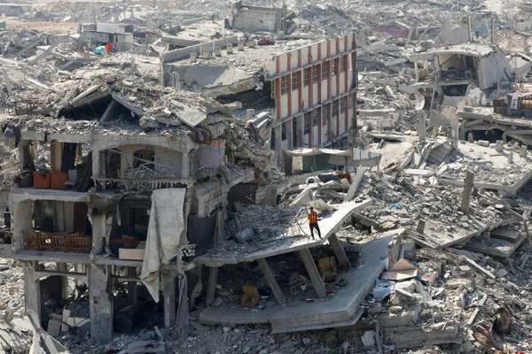 اسراییل پنځه فلسطیني بندیان خوشې کړل
