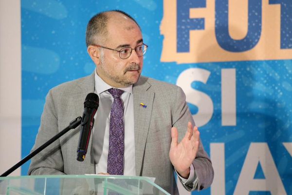 الممثل الخاص للاتحاد الأوروبي يؤكد ضرورة الحوار الأفغاني