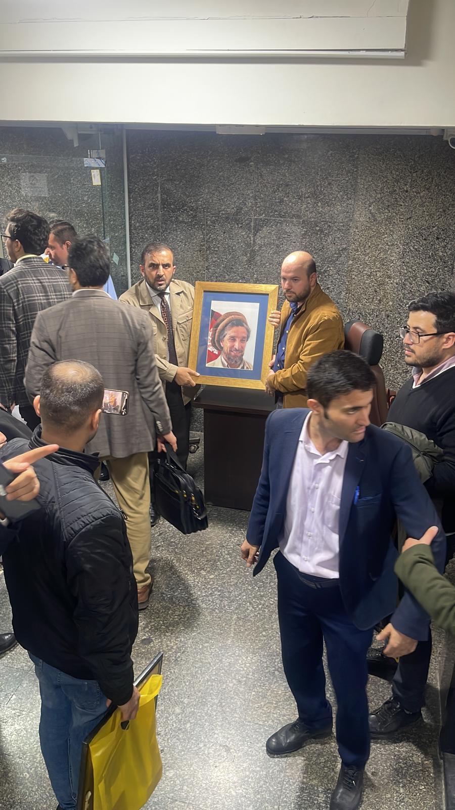 منابع دیپلوماتیک: جمهوری اسلامی سفارت افغانستان در تهران را به طالبان واگذار کرد