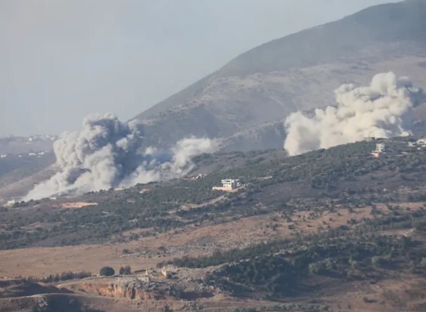 اسراییل د لبنان- سوریې پر پوله بمبار کې لږ تر لږه ۴ کسان وژلي دي