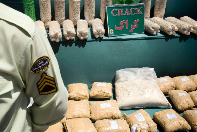 ایران از ترانزیت حجم بزرگ 'پیش‌سازهای تولید صنعتی موادمخدر' به افغانستان ابراز نگرانی کرد