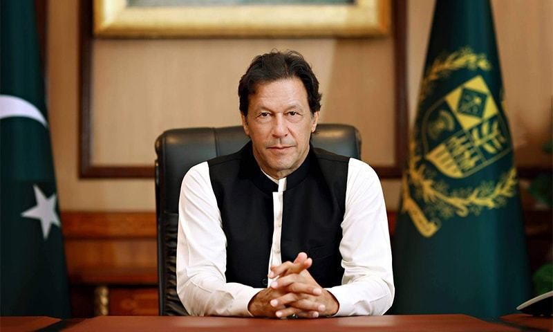 عمران خان: له زلزلې سره هممهاله د افغان کډوالو اېستل دردوونکی عمل دی