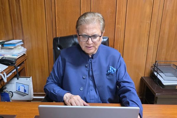 محمد صادق: په افغانستان کې د ازبک وسلهوالو شمېر تر ۲۵۰۰ زیات دی