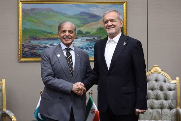 شهباز شریف: طالبان باید د پاکستان امنیتي اندېښنو په حل کې اقدام وکړي