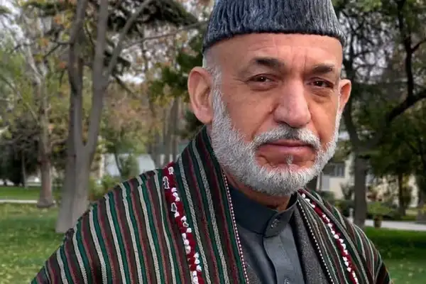 حامد کرزی: پاکستان موضوع اقامت دانشجویان افغان را از سایر مسائل جدا بداند