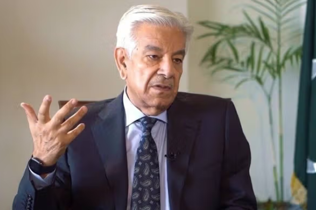 خواجه آصف: وفد باكستان يتوجه إلى إسطنبول بهدف كبح جماح طالبان پاکستان