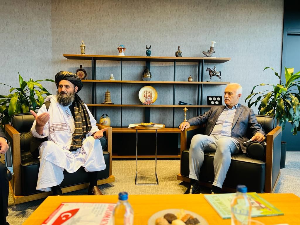 ملا برادر با رئیس هیئت تجارت خارجی ترکیه در استانبول دیدار کرد